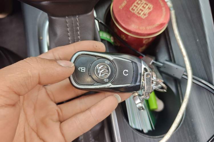 Used Buick Velite 6 2020 Plug-in Hybrid Connected Fashion Model