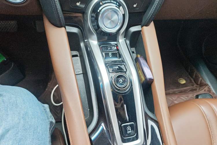 Used Acura CDX 2016 1.5T Two-Wheel Drive Deluxe Edition