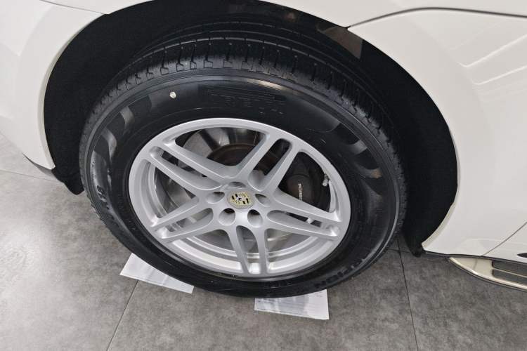 Used Porsche Macan 2021 Macan 2.0T
