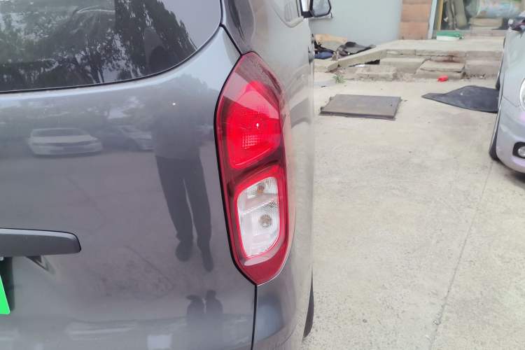 Used Wuling Hongguang New Energy 2024 All-Electric Model 300KM Standard Version