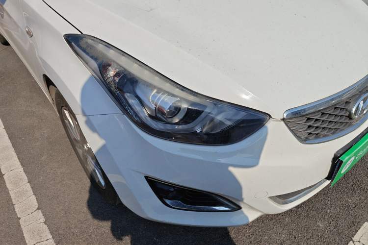 Used Hyundai Elantra (5th Generation / Langdong) 2016 1.6L Automatic Smart Version Right Front Headlight