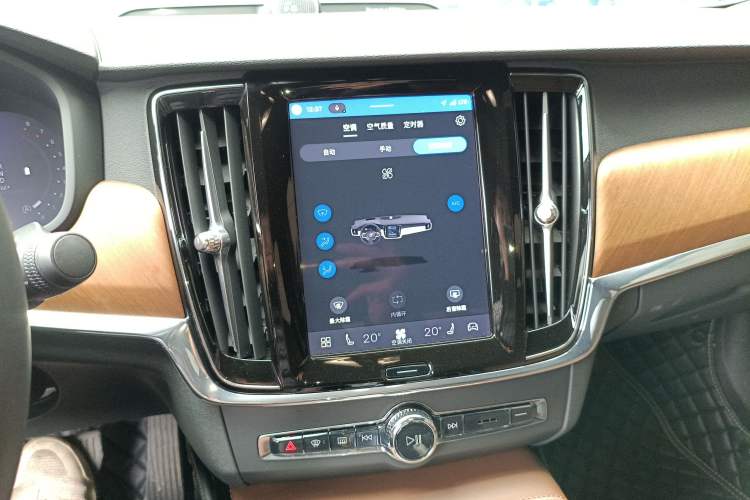 Used Volvo S90 2024 B5 Zhiyi Luxury Edition
