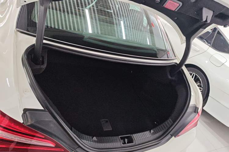 Used Mercedes-Benz CLA 2017 Facelifted CLA 200 Stylish Edition
