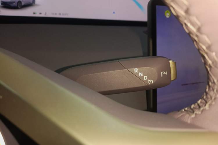 Used Avatr 06 2025 Pro Range-Extended Edition Gear Lever