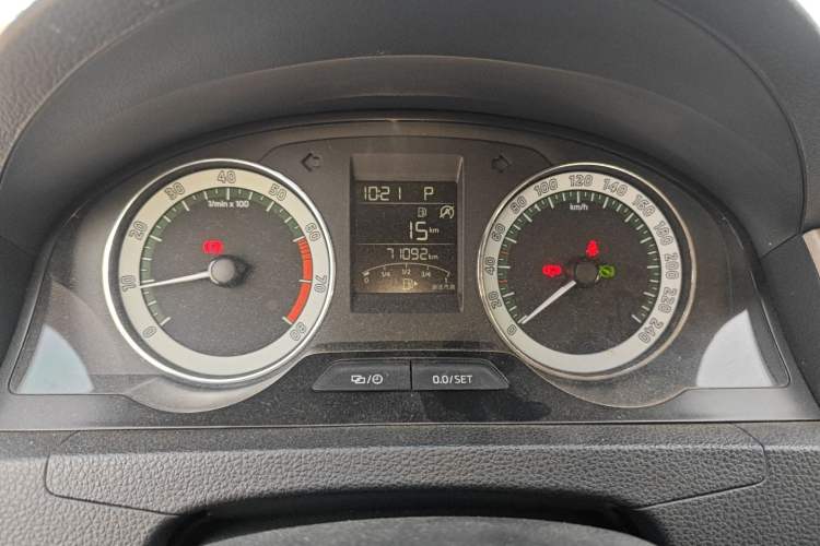 Used Skoda Rapid 2019 1.5L Automatic Comfort Edition China VI Standard