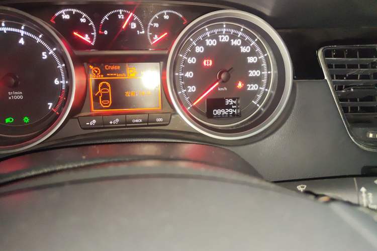 Used Peugeot 508 2015 1.6THP Automatic Prestige Edition Odometer Close Up