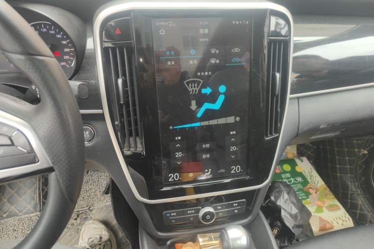 Used BYD Song MAX 2018 1.5T Automatic Smart Connect Elite Model with 6 Seats