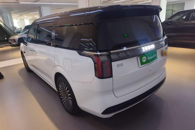 Used Zeekr 009 2024 7-Seater Aisle Version 108 kWh