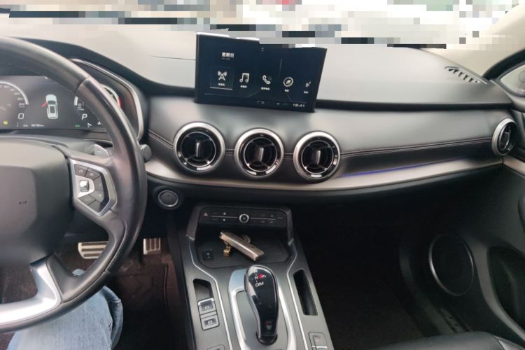 Used Wey VV6 2019 2.0T Two-Wheel-Drive Ultra-Luxury Version China VI Standard Audio And AC Panel