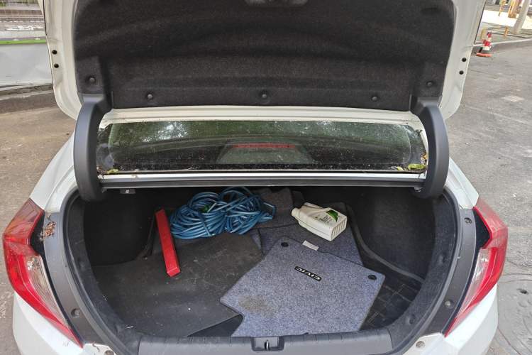 Used Honda Civic 2016 220TURBO CVT Prestige Edition
