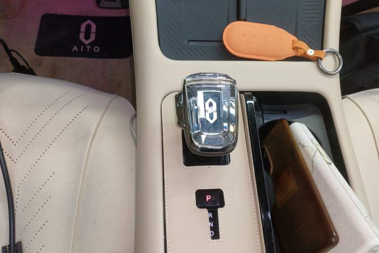 Used Hima AITO M7 2024 1.5T Intelligent Driving 4WD Max Edition 5 Seats