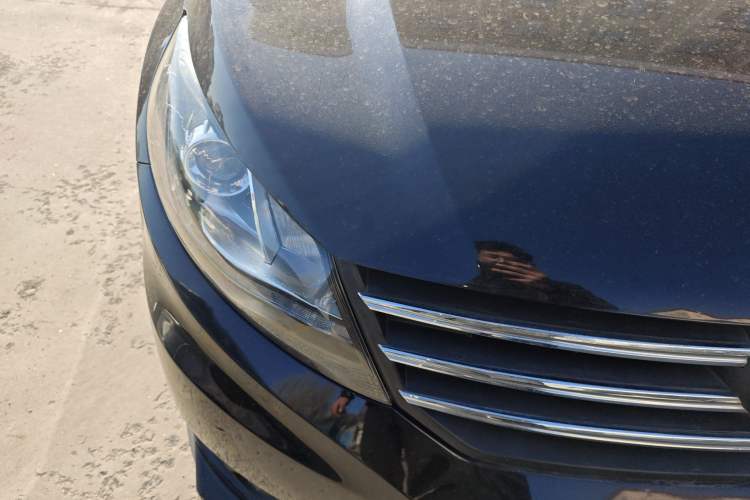 Used Dongfeng Fengon 580 2017 1.5T CVT Comfort Model Right Front Headlight