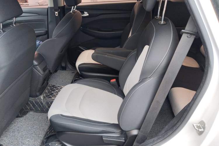 Used Wuling Hongguang S3 2018 1.5L Manual Standard Version China V Standard