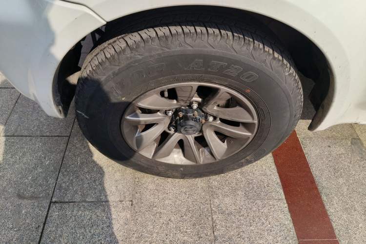 Used Suzuki Jimny 2015 1.3 AT JLX Exterior 4