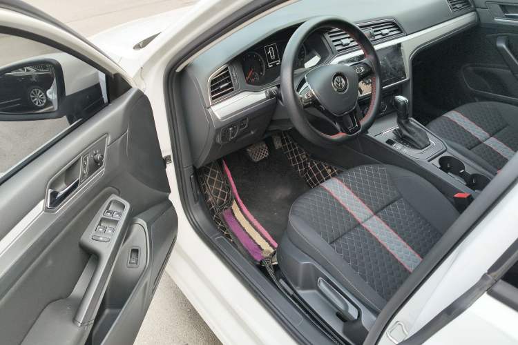 Used Volkswagen Lamando 2021 230TSI DSG Fashion Edition