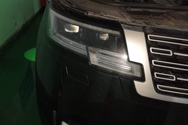 Used Land Rover Range  Right Front Headlight