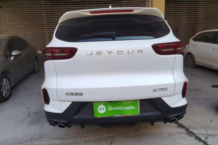 Used JETOUR X70 2024 1.5T DCT Enjoyment Edition 5 Seats
