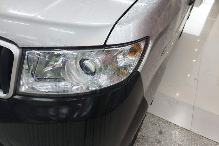 Used Jinbei Hiace X30 2020 1.5L Van Super-Enjoyment Model China VI Standard SWC15M