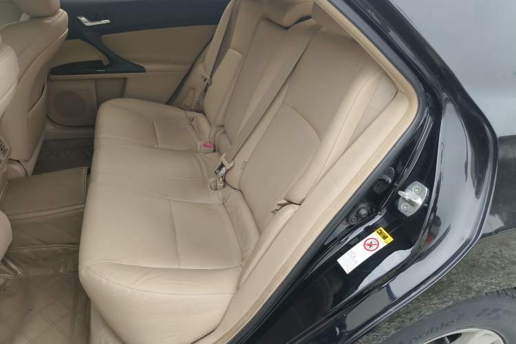 Used Toyota Reiz 2010 2.5V Fengdu Elite Edition Left Rear Seat