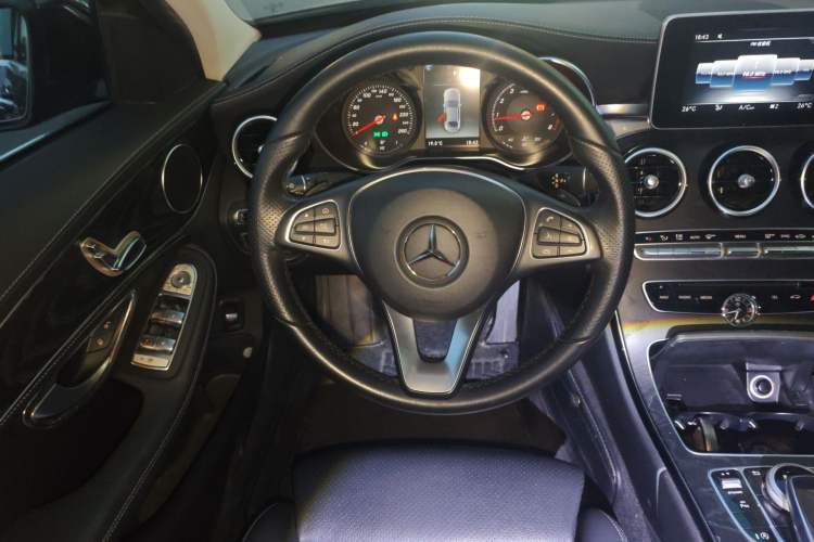 Used Mercedes-Benz C-Class 2018 C 180 L Fashion Edition Sport Version
