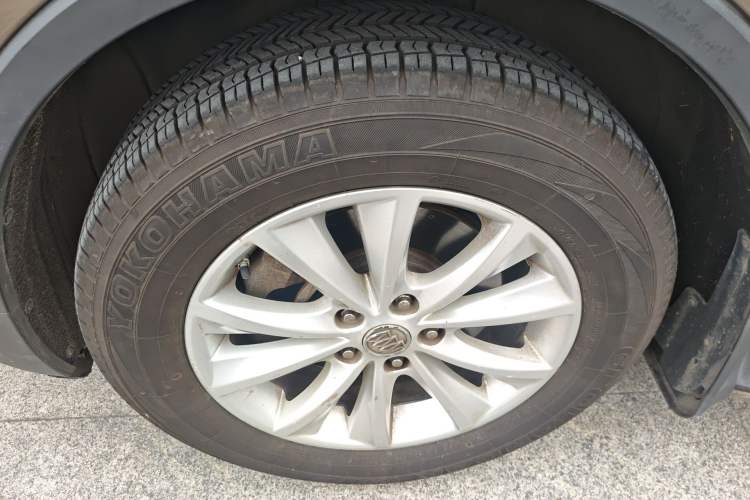 Used Buick Envision 2016 28T Four-Wheel Drive Luxury Model
