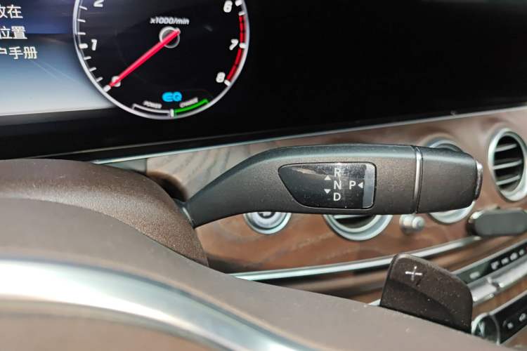 Used Mercedes-Benz E-Class 2020 Facelift E 260 L