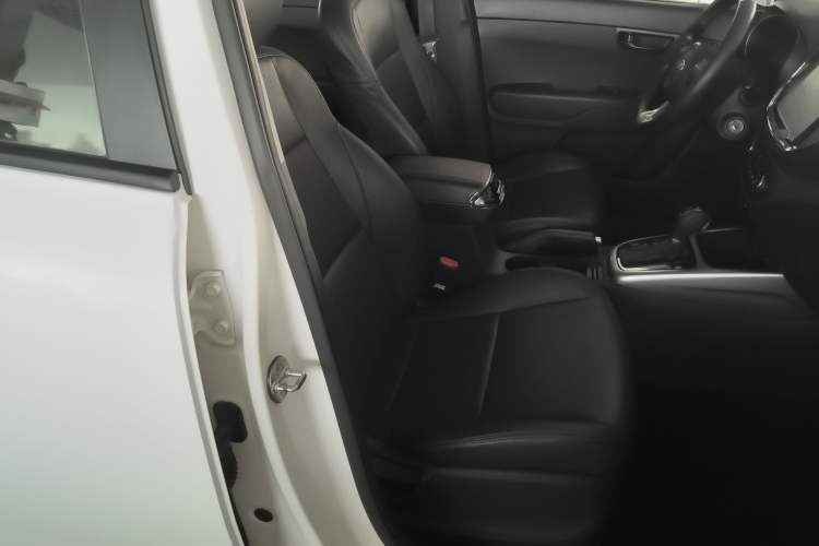 Used Kia KX3 2017 1.6L Automatic Aoya Version
