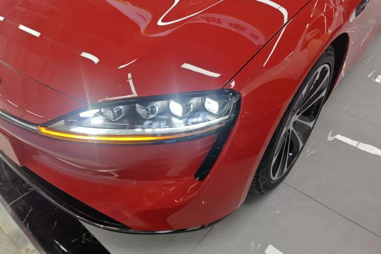 Used Hima Luxeed S7 2025 785 km Ultra