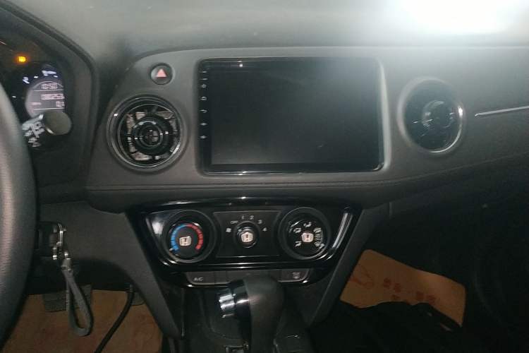 Used Honda XR-V 2017 1.5L LXi CVT Classic Edition
