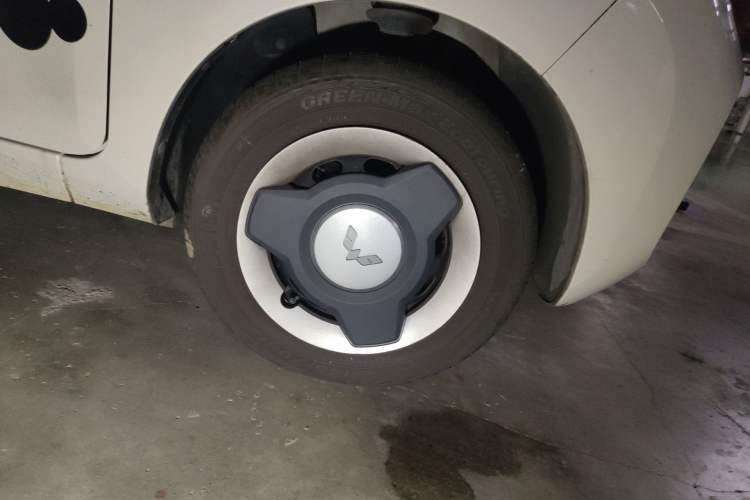 Used Wuling Hongguang MINIEV 2022 Macaron Premium Model – Lithium Iron Phosphate