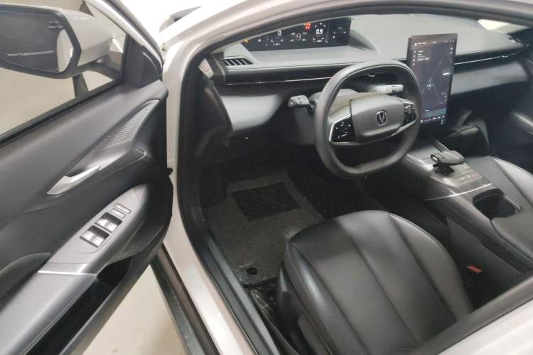 Used CHANGAN Eado DD 2023 Blue Whale NE 1.5T GDI DCT Luxury Edition Driver Seat