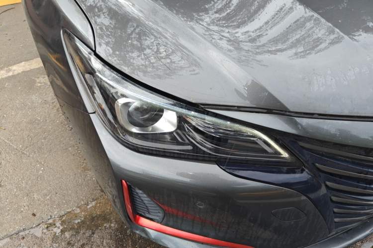 Used CHANGAN Ruicheng CC 2021 Blue Whale Edition 1.5T DCT Prestige Model Right Front Headlight