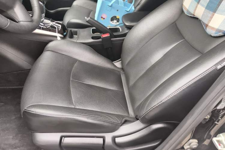 Used Nissan Sylphy 2018 1.6XV CVT Deluxe Edition Left Front Seat