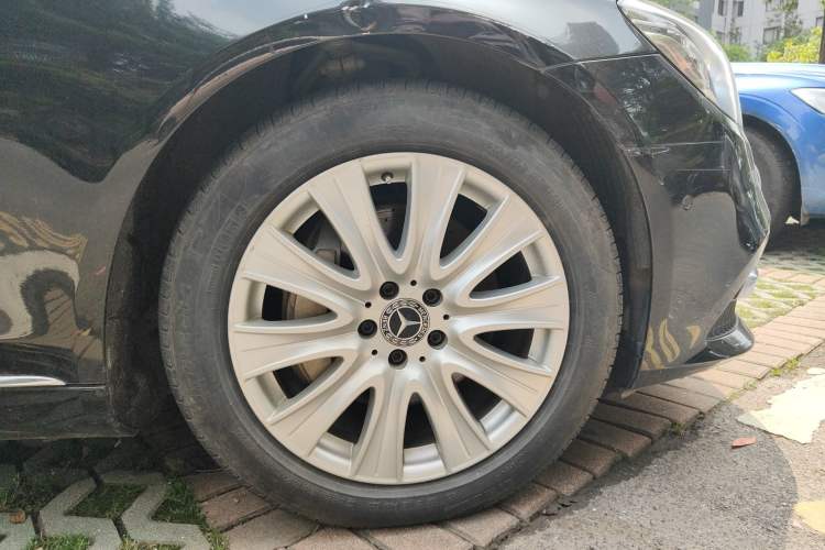 Used Mercedes-Benz S-Class 2018 S 320 L
