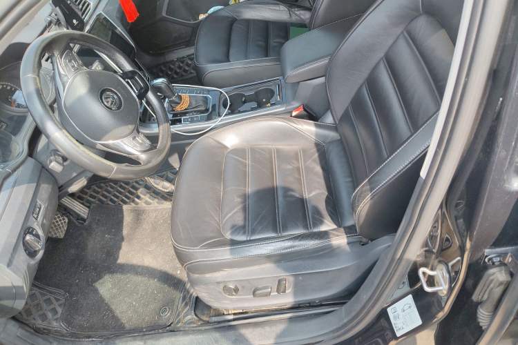 Used Volkswagen Passat 2017 330TSI DSG Luxury Edition