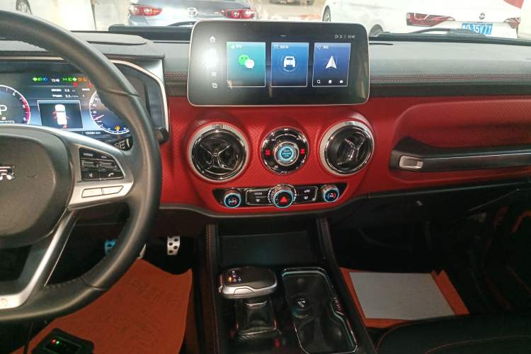 Used BAIC Off-Road BJ40 2023 2.0D Automatic Four-Wheel Drive Blade Hero Edition Adventurer Type (with Front and Rear Electronic Locks)