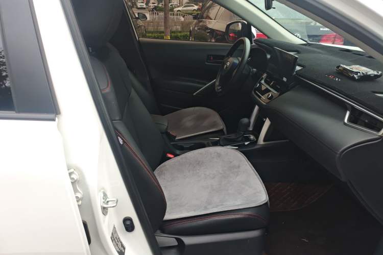 Used Toyota Corolla Cross 2024 2.0L Elite Edition Right Front Seat