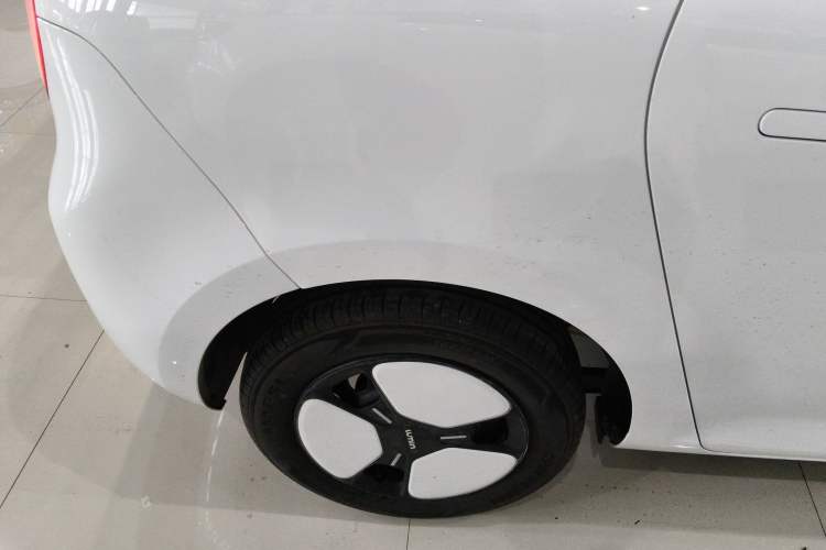 Used CHANGAN NEVO Lumin 2023 301km Honey Dew Edition