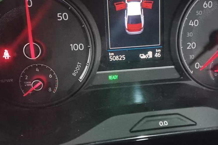 Used Volkswagen Passat New Energy 2022 430 PHEV Hybrid Business Edition Odometer Close Up