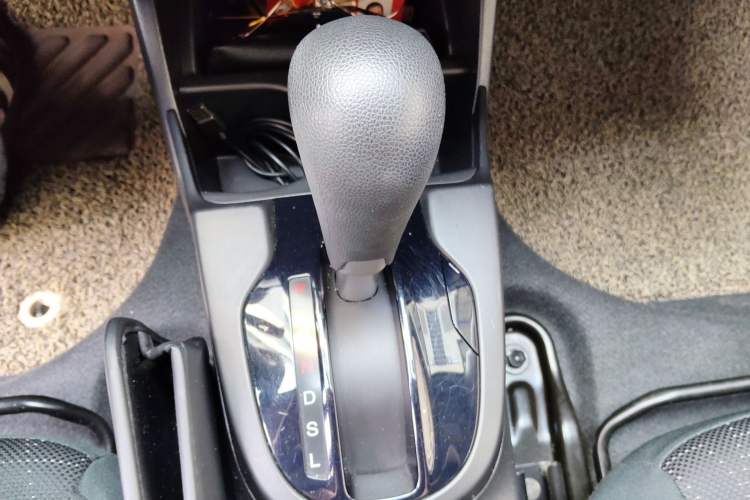 Used Honda Fit 2016 1.5L LXS CVT Comfort Sunroof Version Gear Lever