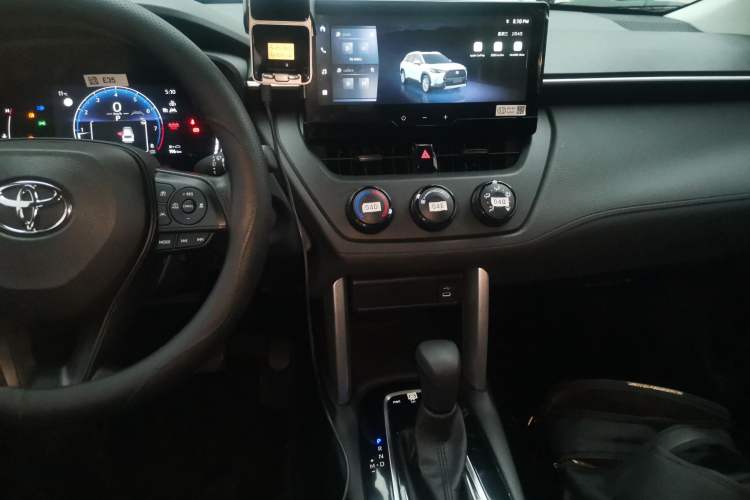 Used Toyota Corolla Cross 2024 2.0L Pioneer Edition Audio And AC Panel