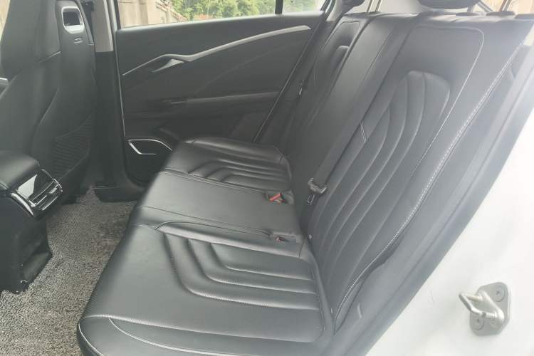 Used NETA U  Left Rear Seat
