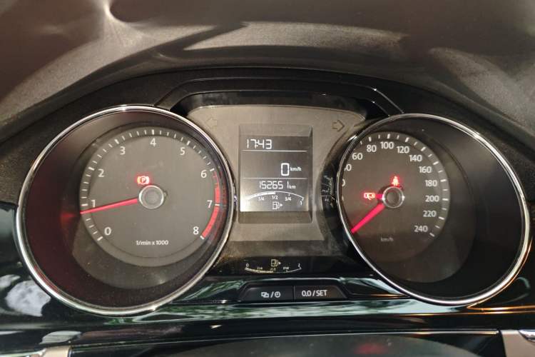 Used Volkswagen Bora 2014 1.6L Manual Comfort Model Instrument Cluster