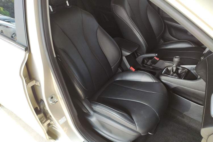 Used Roewe i5 2020 1.5L Manual 4G Connect Leehao Flagship Edition