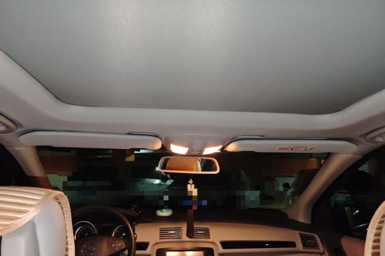 Used Mercedes-Benz R-Class 2015 R 400 4MATIC Business Model
