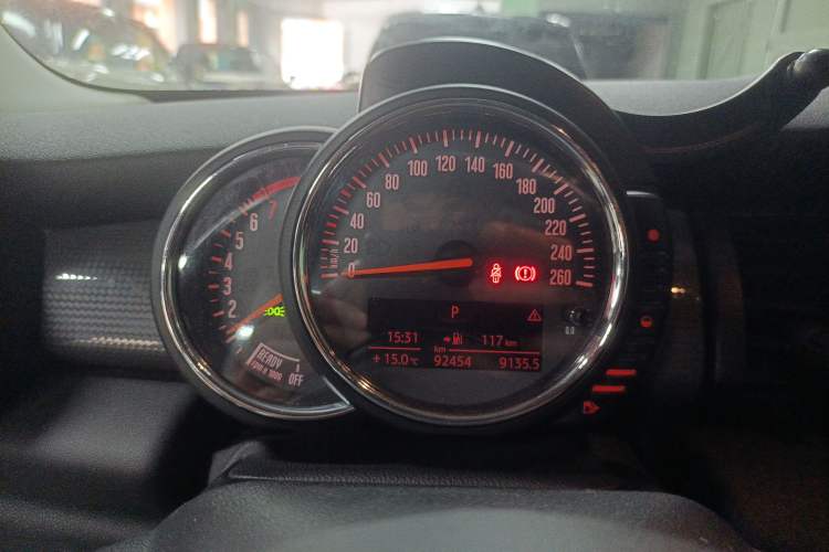 Used MINI MINI 2016 1.5T COOPER Five-Door Edition