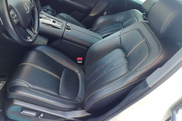 Used Honda UR-V 2020 370TURBO Two-Wheel Drive Luxury Edition
