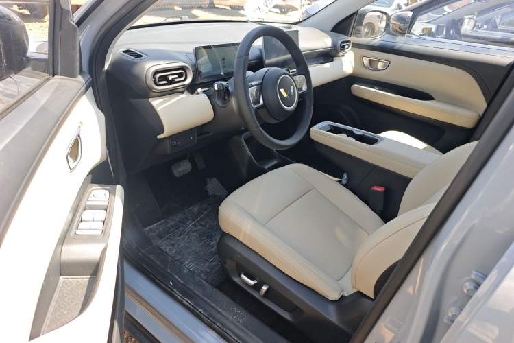 Used Wuling Bingo PLUS 2024 510 km Range 5-Seater Version Driver Seat