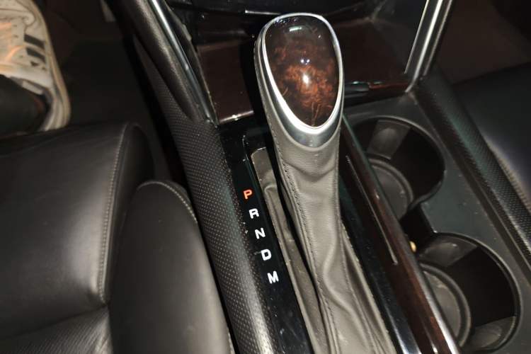 Used Cadillac XTS 2013 28T Leading Model
