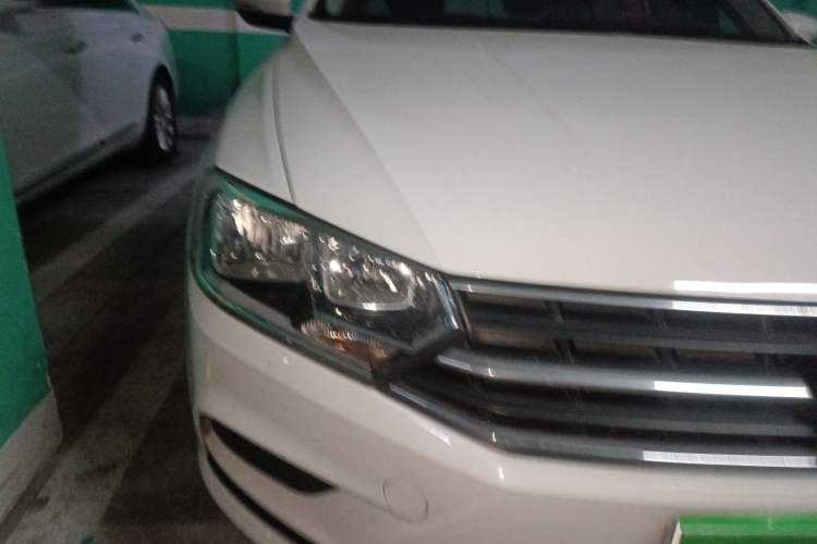 Used Volkswagen Bora 2019 Facelift Bora·Legend 1.5L Automatic Fashion Edition China VI Standard Right Front Headlight